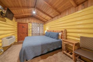 Ashton Log Cabins - 6