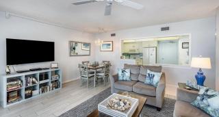 Space Coast Retreat at Sandpiper Towers - Satellite Beach - 9