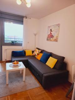 Cozy Apartment next to Sky Tower - 6