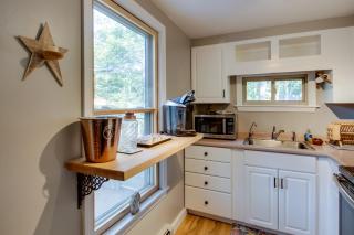 Couples Glamping Getaway on Bonny Eagle Pond - Standish - 2