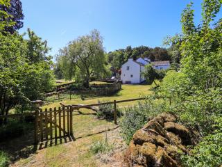 Great Hartbarrow Farm Cottage - 9