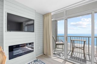 Oceanfront Seawatch Resort Unit 1012 Luxury Sleeps 2 Ten Pools Ten Hot Tubs - Myrtle Beach - 0