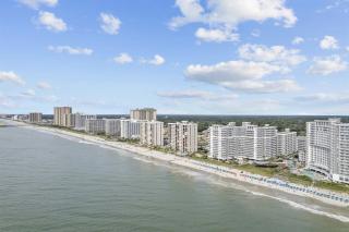 Oceanfront Seawatch Resort Unit 1012 Luxury Sleeps 2 Ten Pools Ten Hot Tubs - Myrtle Beach - 4