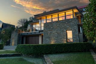 The Haddens - Queenstown - 1