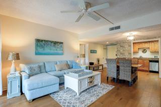 107 Village House Port Royal 2 BR 2 BA w 4 Queens Sleeps 8 Bikes & Beach Gear Included - Hilton Head Island - 6