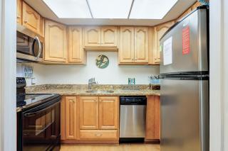 107 Village House Port Royal 2 BR 2 BA w 4 Queens Sleeps 8 Bikes & Beach Gear Included - Hilton Head Island - 5