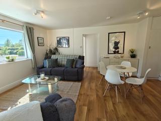 Sweethaven Chalet - 1