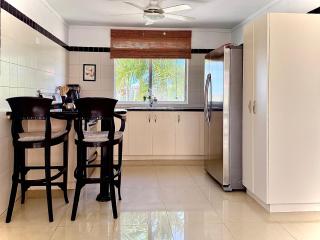 Mila's Authentic Family Getaway Aruba - Noord - 4
