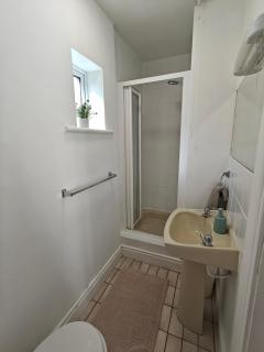 Sweethaven Chalet - 8