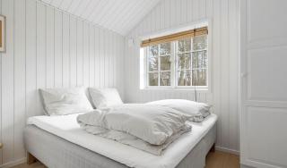 Wooden House With Relaxing Atmosphere - Yderby - 2
