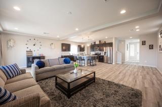 Stylish LV Stay Close to Strip & Airport - Enterprise - 0