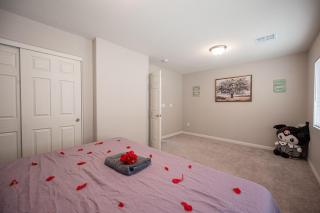 Stylish LV Stay Close to Strip & Airport - Enterprise - 1