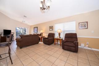 Lesa's Disney Vacation Home - 6