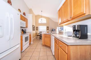 Lesa's Disney Vacation Home - 1