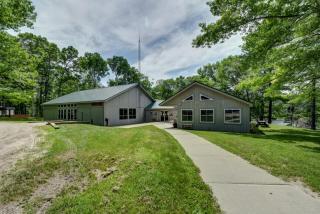 Farwells Private Resort in the Woods - - 6