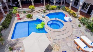 Elegant Hacienda Villa for 20, Ocean Views, Pool - San José del Cabo - 9