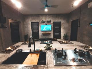 Afqa Nest Industrial Charm - 4