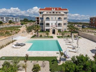 Apartments with a swimming pool Novalja, Pag - 24151 - Novalja - 0