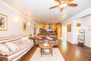 Serene Four Bedroom Lakefront Home - 3