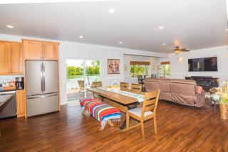Serene Four Bedroom Lakefront Home - 5