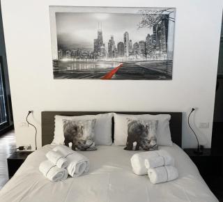 Design Loft Milano -RED LOFTY- Rho Fiera e MiCo e Politecnico Bovisa, parking - Milan - 4