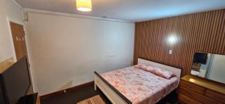 Hillcrest Term-Downstairs Room - Hamilton - 1