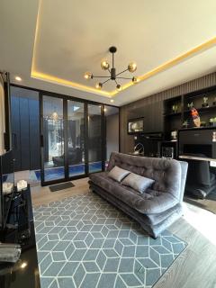 Andeslem Villa Luxury Batu - 0