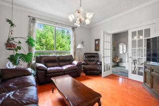 Spacious Beach Town Retreat - Sleeps 8 - Port Elgin - 4