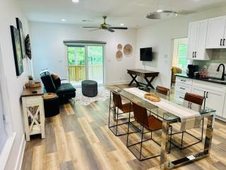 Delux Country Cabin - Pet Friendly - Piney - 1
