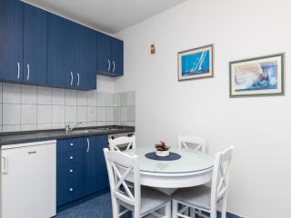 Villa Supetar Garden - Two Bedroom Apartment with Balcony - Supetar - 5