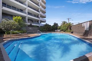 St Tropez 43 - 2 Bedroom Apartment with Pool - The Entrance - 0