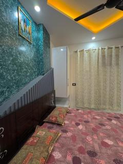 Luxury 1 Bhk Flat in New Delhi - Neu-Delhi - 8