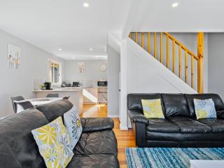 Four Seasons Waterfront Villas - 4