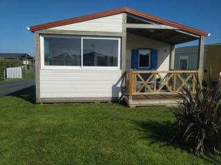 Holiday Home in Grandcamp-Maisy near Beaches - Grandcamp-Maisy - 5