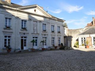 Château Directoire avec Piscine Privée et Jardin - FR-1-381-485 - 9