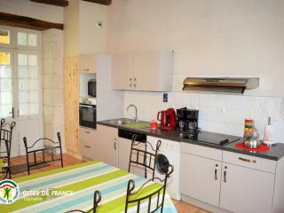 Gîte de Charme pour 15 Pers avec Jardin Privatif, à 12 km de La Roche-Posay - FR-1-381-514 - Bossay-sur-Claise - 3