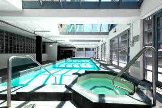 Melbourne Apartment with Pool, Spa & Tennis Court - Melbourne - 0