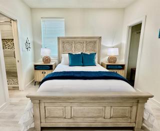 Luxury - Southern Charm Home - Steps from Beach! - South Padre Island - 5