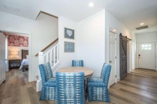 Waterfront Luxury River House - 5