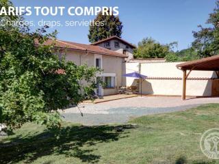 Gîte confortable avec jardin clos et wifi - FR-1-496-171 - Champoly - 0