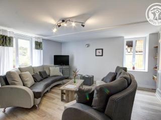 Gîte familial 200m² avec 6 chambres, terrasse, jardin, proche ferme, charges incluses, animaux acceptés - FR-1-496-18 - Saint-Didier-sur-Rochefort - 8