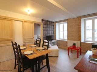 Appartement cosy au-dessus d'un café littéraire avec jardin et location de vélos, proche de Condé-en-Normandie - FR-1-497-93 - Ségrie-Fontaine - 6