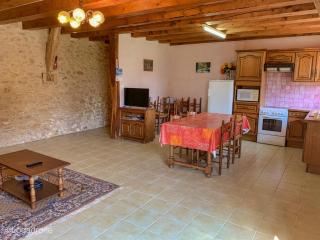 Maison familiale près de la Dordogne avec jardin, barbecue, équipements bébé et sites touristiques à proximité - FR-1-616-168 - Saint-Chamassy - 5