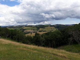 Gîte panoramique avec jardin et cour fermée, proche Roanne et lac des sapins, idéal nature et calme - FR-1-496-233 - Saint-Victor-sur-Rhins - 1