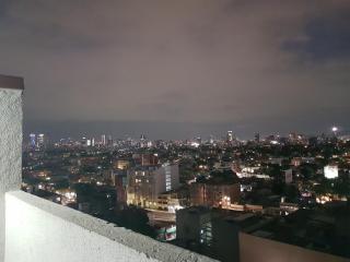 Centrally located loft with amazing views of volcanoes - Città del Messico - 8