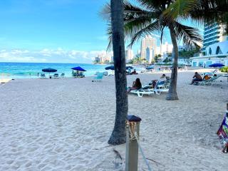 Condado BeachFront Tantra Apartment - San Juan - 1
