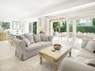 Villa on the foot in Pollensa - 2