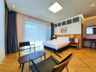 Romyzian Garden Mountain House - Handae-dong - 3