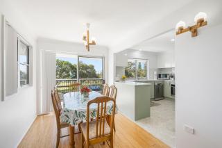 17 Jordan Avenue - Bonny Hills - 2