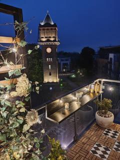 home cinema with fantastic views fully re-cycled concept Home - 4